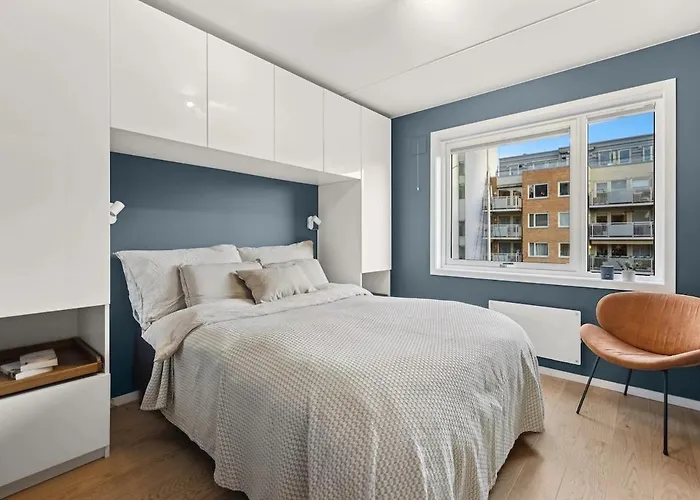 Modern 3 Bedroom - 4 Minute Walk From Metro - Floor Baclony View Appartement *