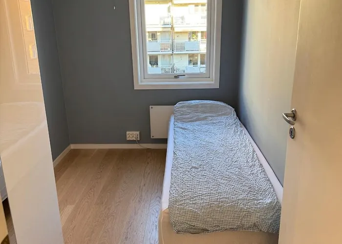 Modern 3 Bedroom - 4 Minute Walk From Metro - Floor Baclony View * أوسلو